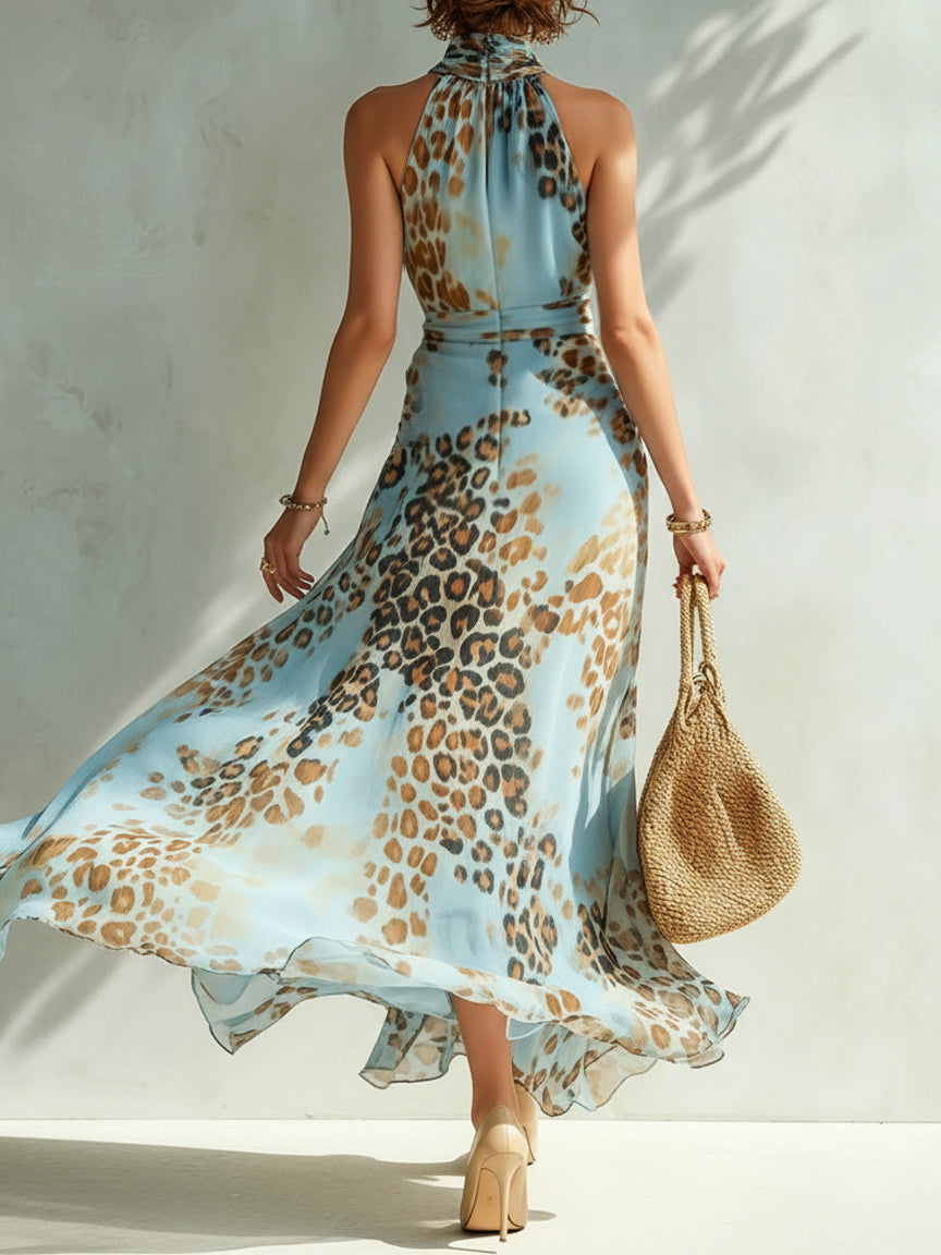 Dames maxi-jurk met halterhals, luipaardpatroon & taillekoord, lichtblauw & bruin