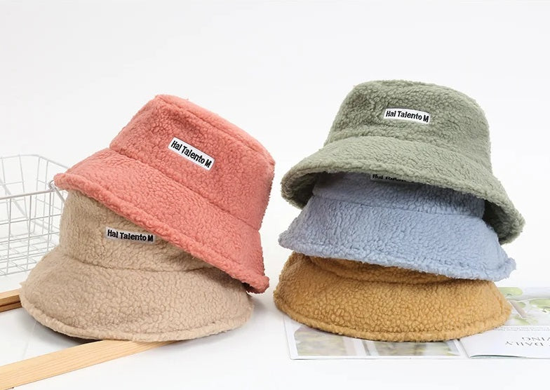 Unisex Flauschiger Fischerhut in Grau für Herbst & Winter