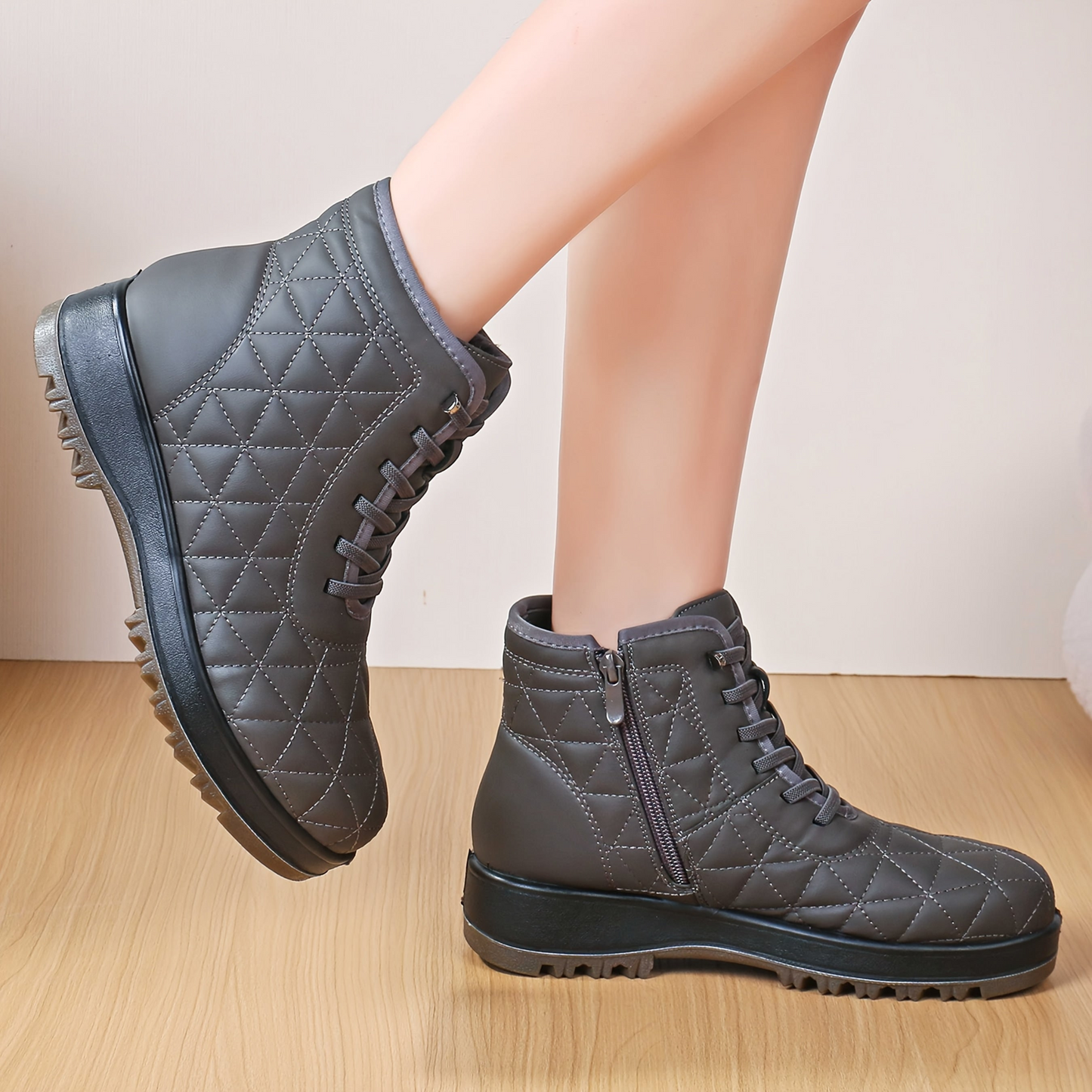 Damen Winterstiefeletten Stepp-Design Profilsohle Schnürung Reißverschluss
