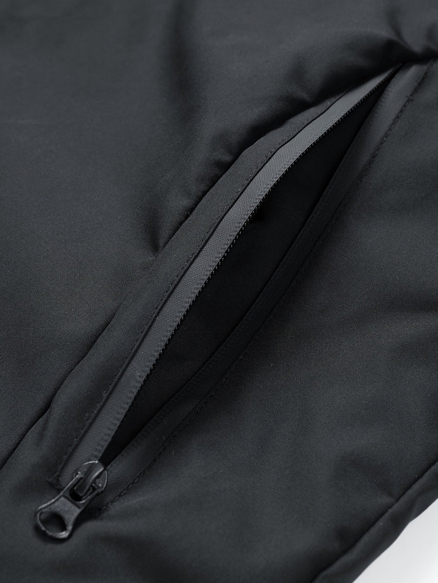 Schwarze Jacke mit Kapuze und rotem Drachen-Stickerei