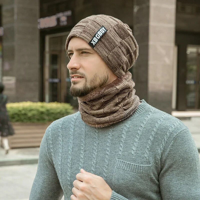 Gestricktes Mützen- und Schal-Set für Herren mit Fleecefutter