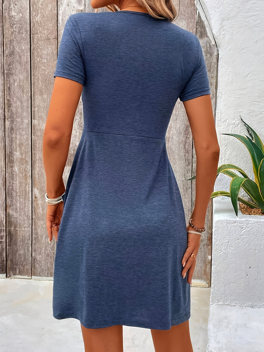 Damen Sommerkleid mit V-Ausschnitt und Twist-Detail – Eleganter Freizeitstil für Urlaub und Alltag