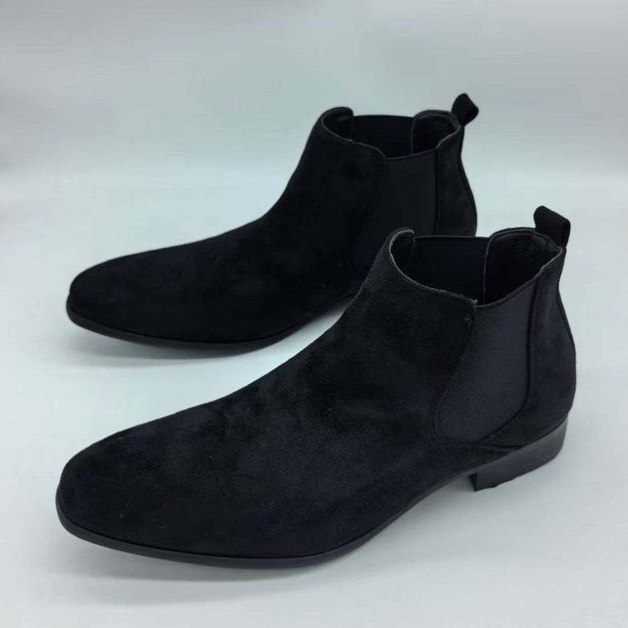 Herren Chelsea Boot Spitz Schwarz Elastikeinsätze