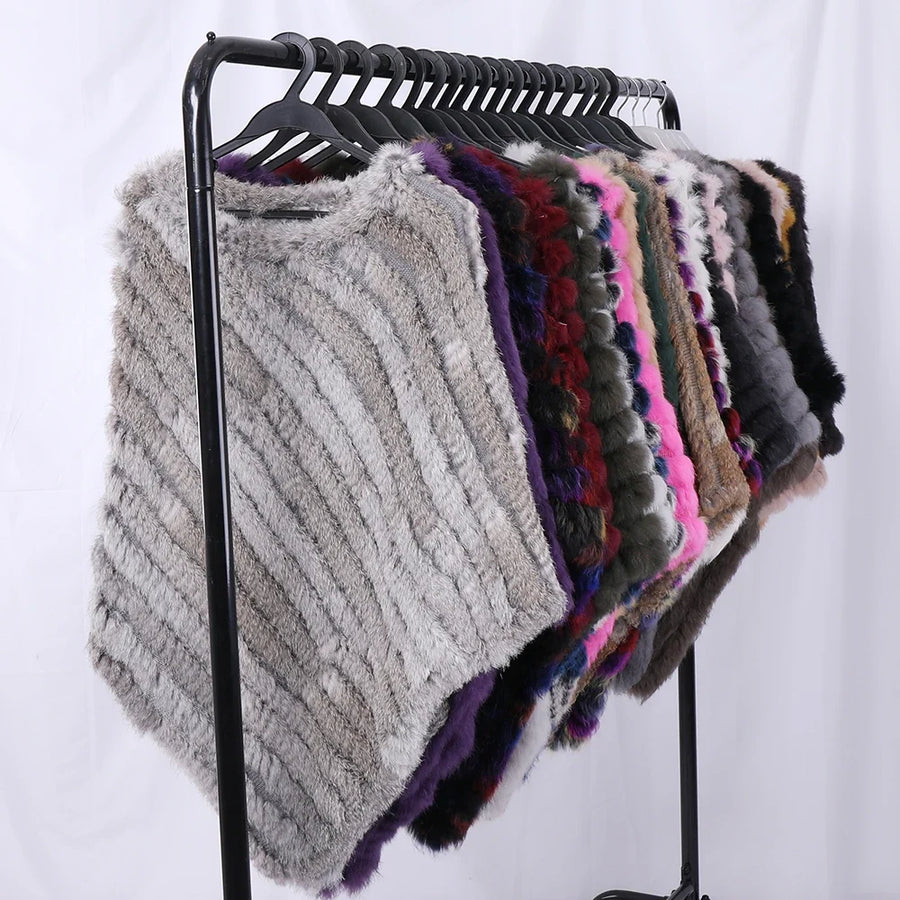 Weicher Poncho mit Pelz-Optik für Damen - Kurzarm Wickel-Cape