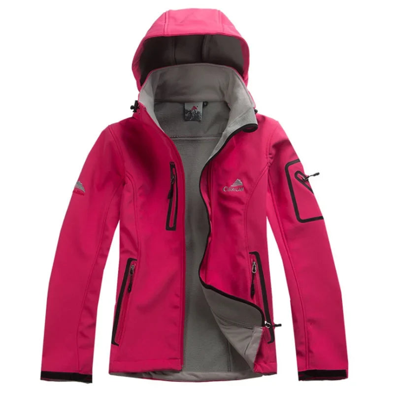 Damen Softshelljacke mit Kapuze und Reißverschlusstaschen - Outdoor-Sportjacke