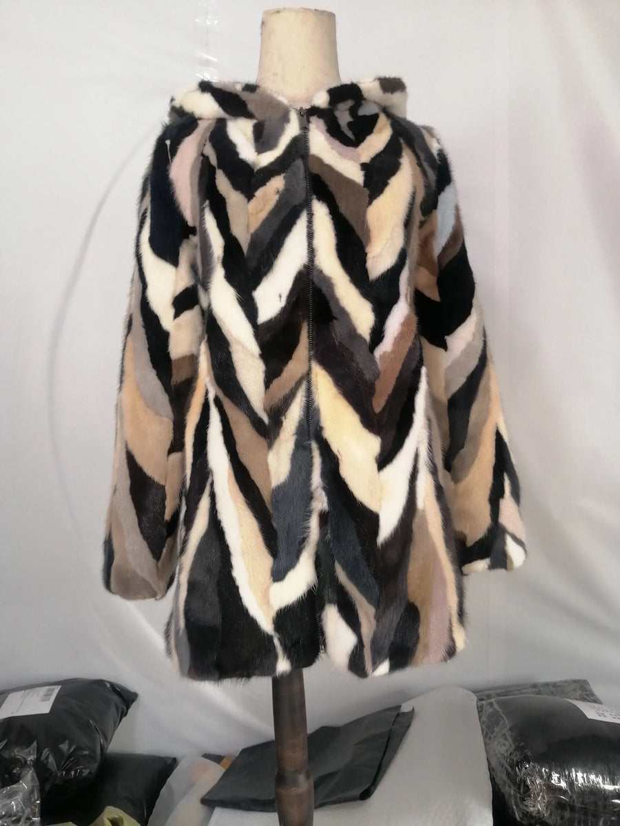 Damen Hoodiejacke mit Chevron-Muster aus weichem Material, Reißverschluss, mehrfarbig