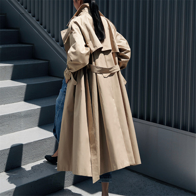 Eleganter Damen Trenchcoat mit Gürtel und weitem Schnitt