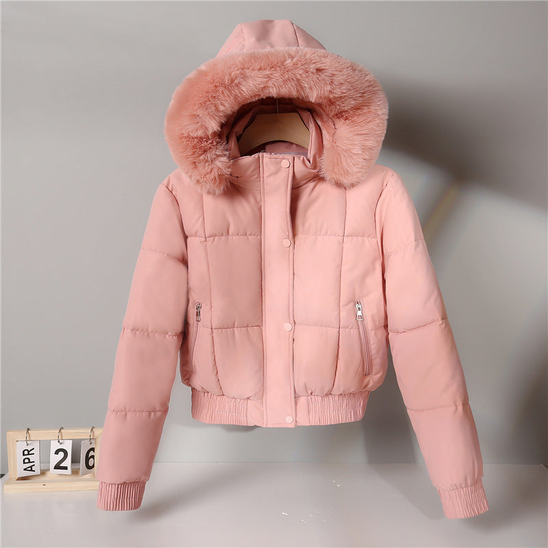 Kurze Damen Steppjacke mit Kapuze und Fellimitat in verschiedenen Farben