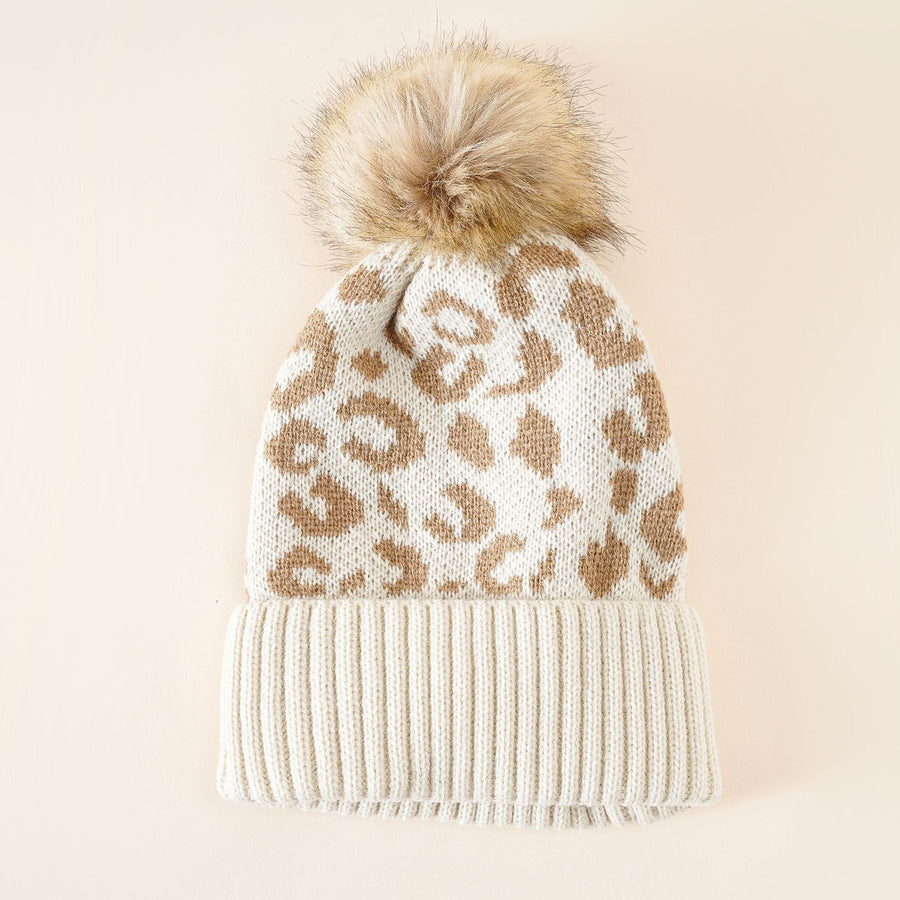 Unisex Strickmütze mit Leopardenmuster und Kunstfellbommel