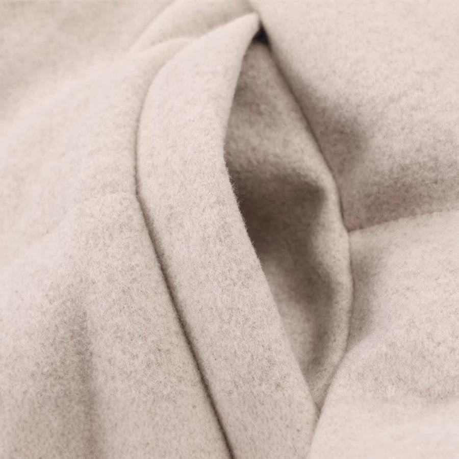 Kurze Damen Winterjacke Beige mit Stehkragen und Reißverschluss