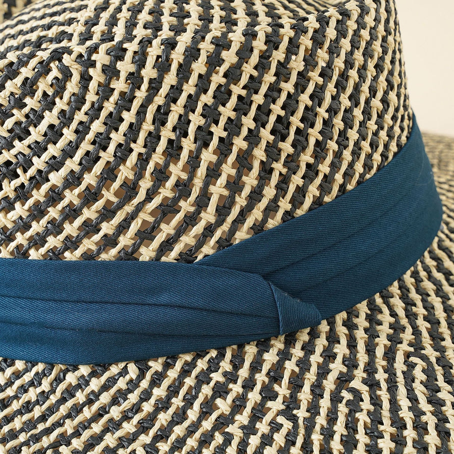 Geflochtener Sonnenhut für Unisex mit breiter Krempe und farbigem Band