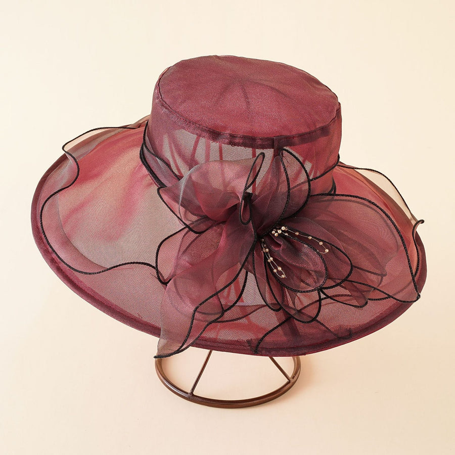 Damen eleganter Organza Hut mit breiter Krempe und Blumen-Applikation