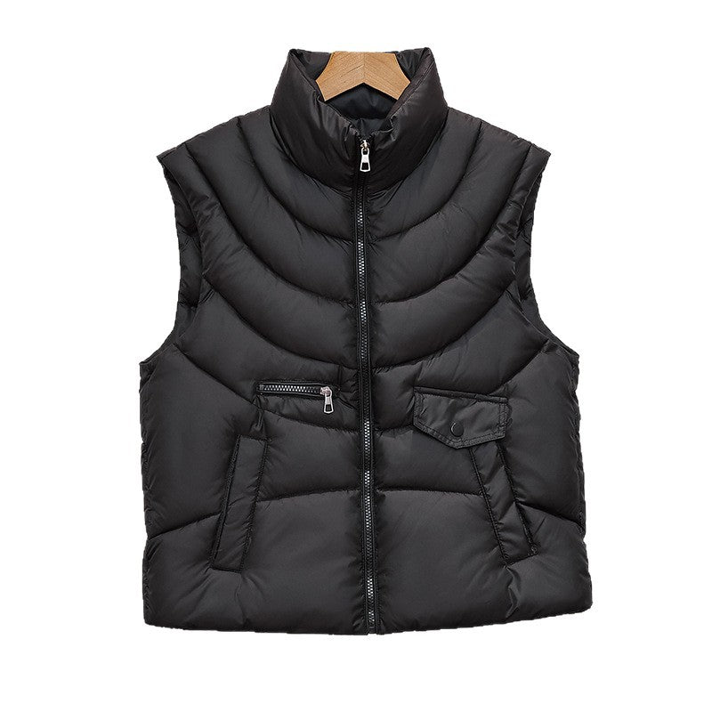 Korte gewatteerde damesbodywarmer met opstaande kraag in verschillende kleuren