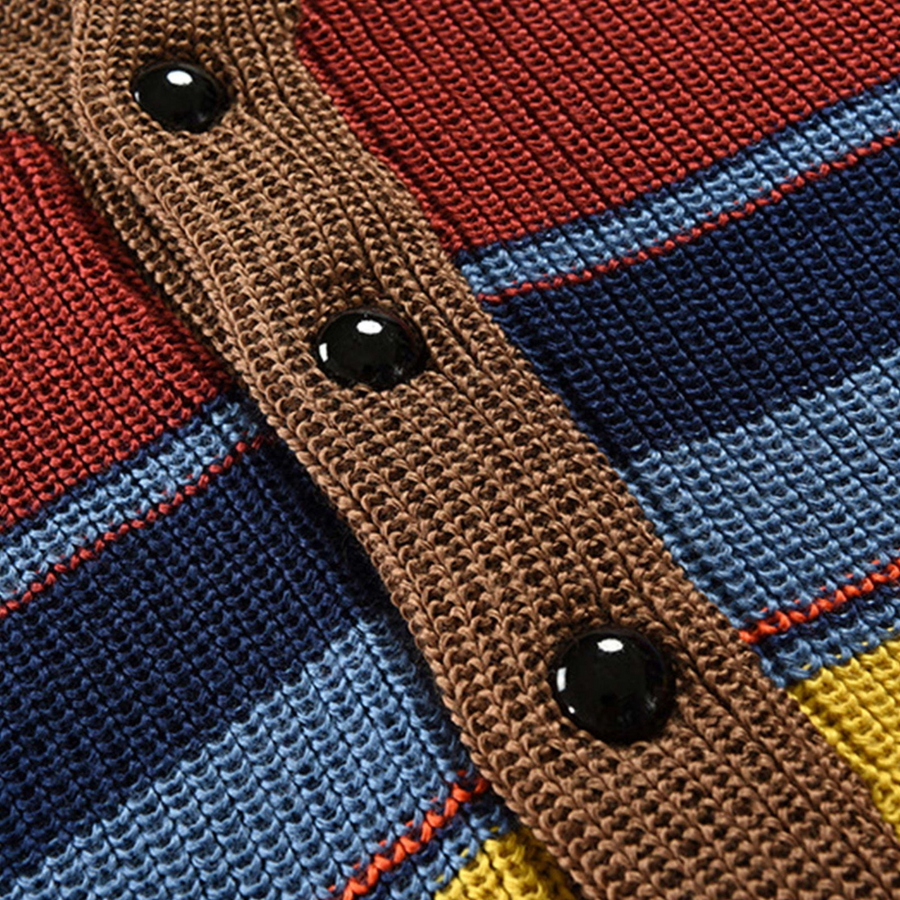 Gestrickter Herren Cardigan mit Schalkragen und Knopfleiste, Querstreifen Muster