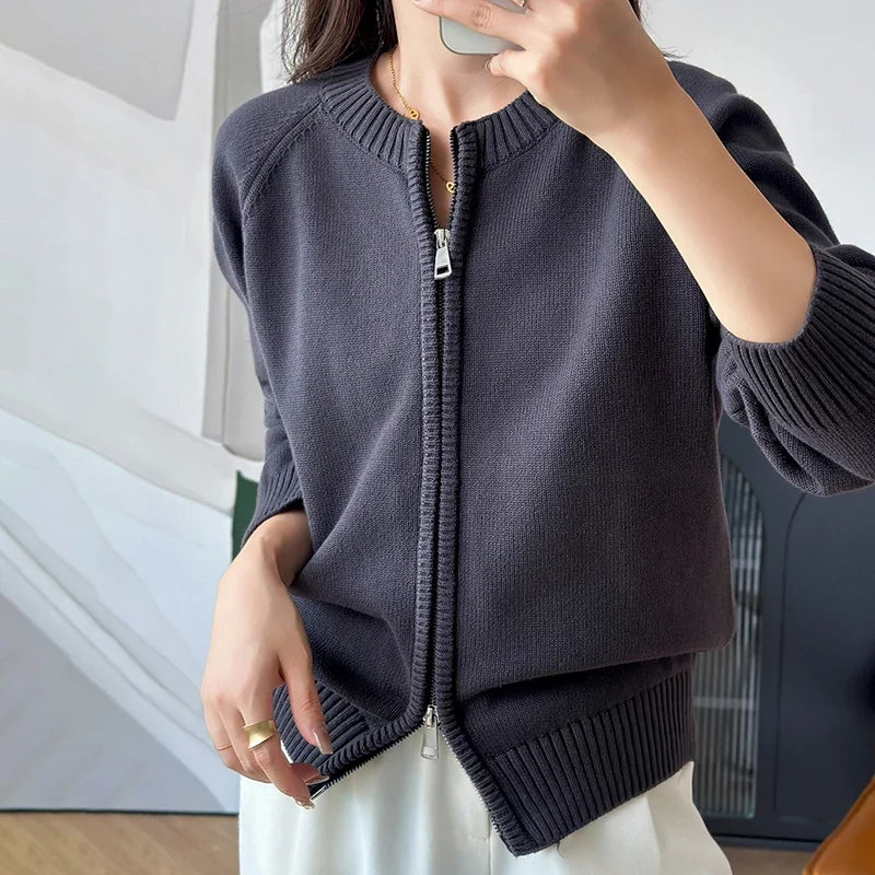 Damesgebreid vest met ritssluiting, ronde hals en lange mouwen