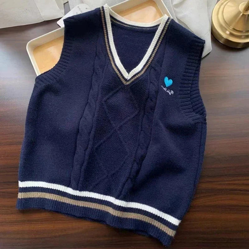 Gebreid vest met V-hals, kabelpatroon, collegestijl