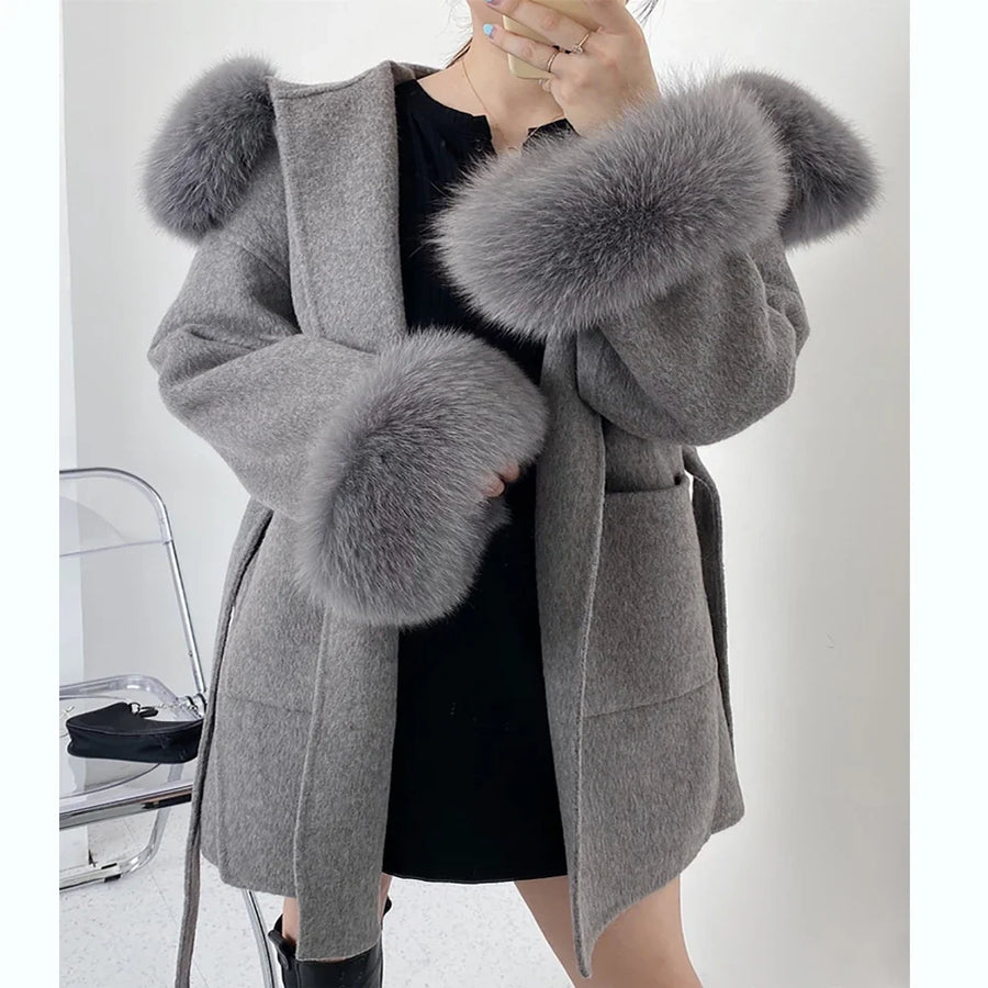 Damen Kurzmantel mit Kapuze und Pelzbesatz Hellbeige