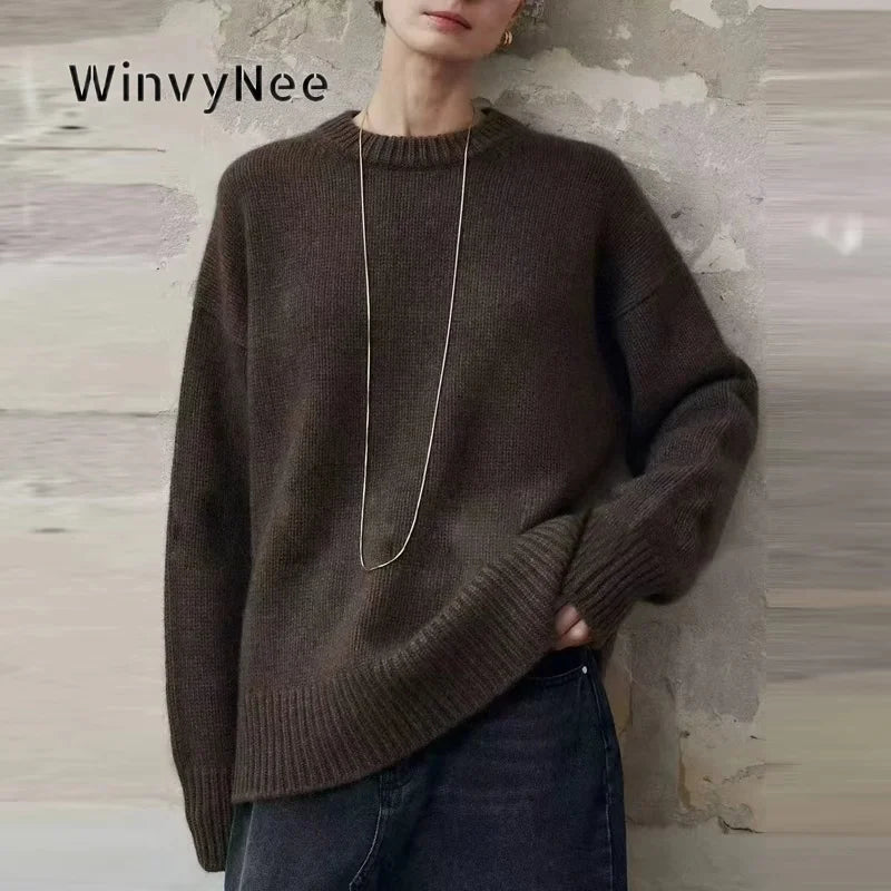 Unisex trui met ronde hals, zacht gebreid materiaal, oversized pasvorm