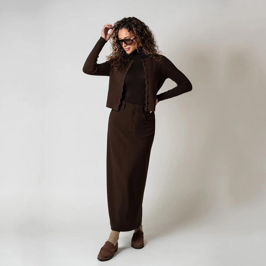 Damen Kurzstrickjacke mit Rundhals und Knöpfen