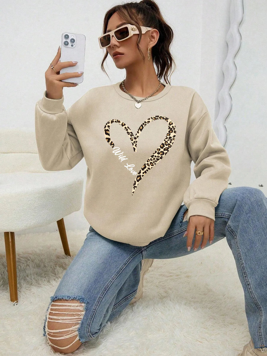 Dames sweatshirt met ronde hals en luipaard-hartprint
