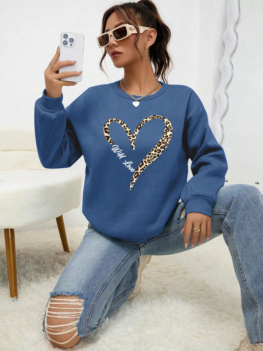 Dames sweatshirt met ronde hals en luipaard-hartprint