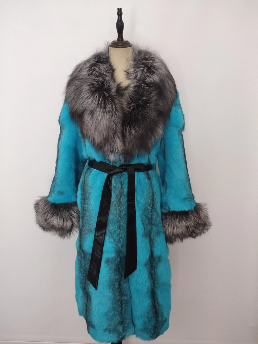 Damen Wintermantel aus Kunstpelz mit breitem Kragen und Gürtel