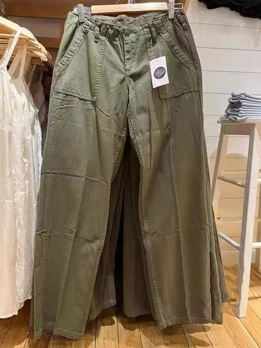Loose Fit Cargo Hose für Damen mit geradem Bein und Pattentaschen