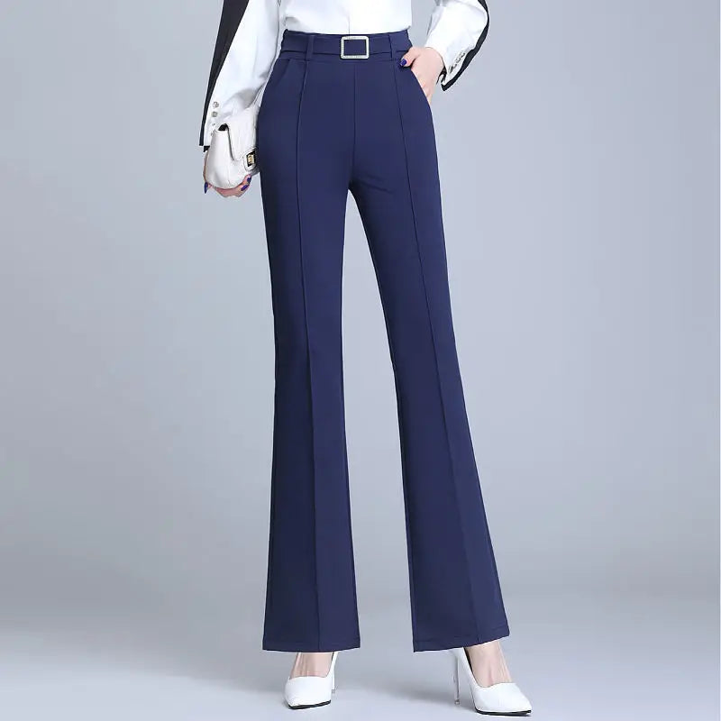 Damesbroek met wijde pijpen, hoge taille en riemgesp, elegante zakelijke broek