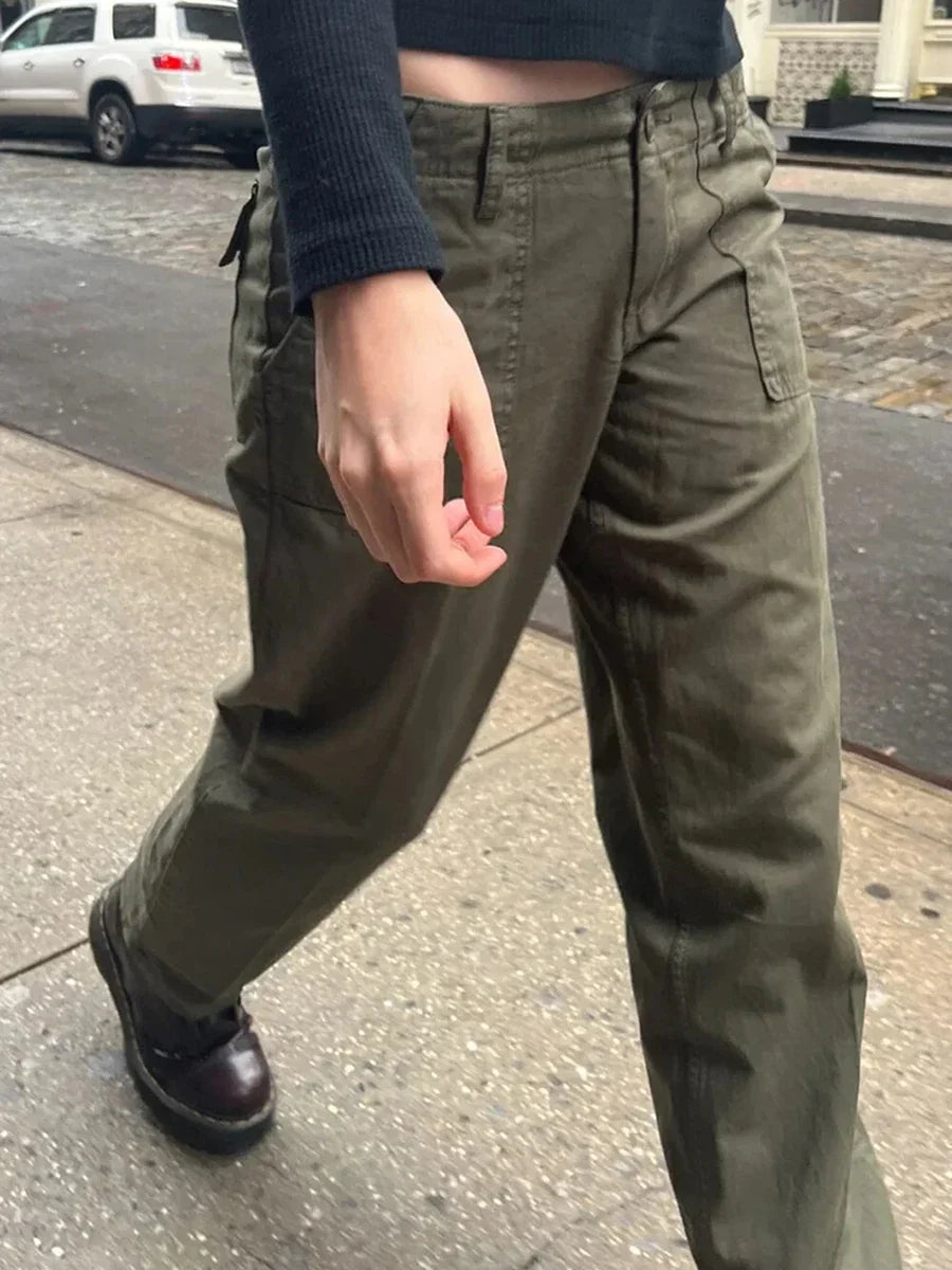 Loose Fit Cargo Hose für Damen mit geradem Bein und Pattentaschen