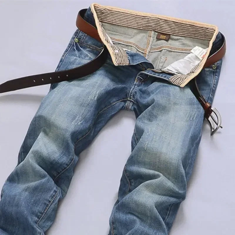 Herenjeans blauw in used look met riemlussen, casual stijl