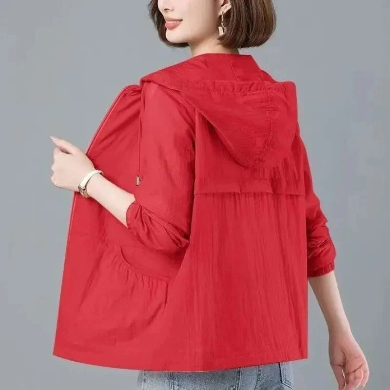 Damen Leichte Windjacke mit Kapuze – Frühling/Sommer – Kurz geschnitten