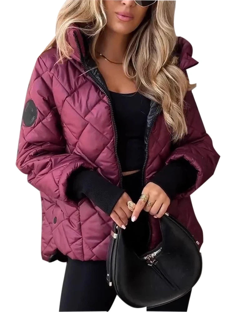Damen Steppjacke mit Kapuze – Raute Design, Kurz Geschnitten, Bordeauxrot