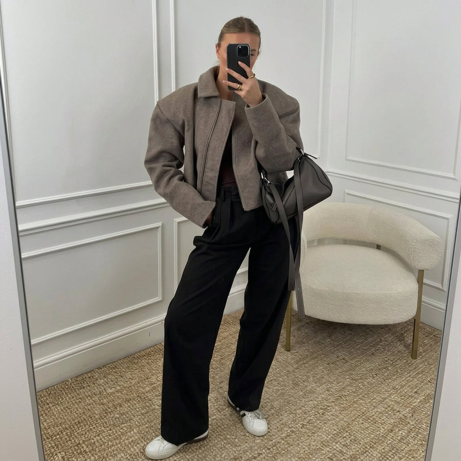 Kurze Jacke mit Reißverschluss und Kragen Damen Beige/Grau