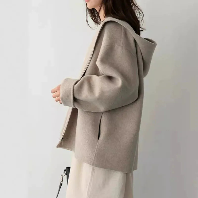 Kurze Damen Übergangsjacke mit Kapuze Beige