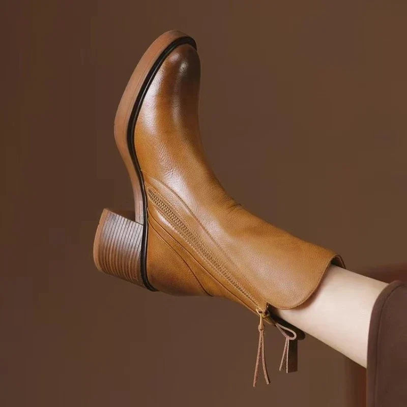 Damen Stiefeletten mit Reißverschluss und Blockabsatz aus weichem Material