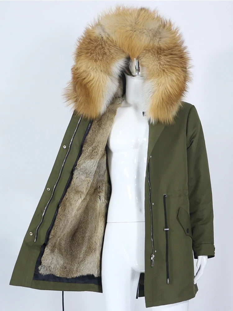 Winterparka mit Kunstfellfutter und großer Kapuze