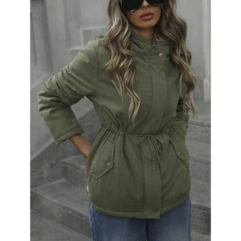 Damen Winterjacke mit Kapuze, Teddyfutter und Kordelzug in der Taille