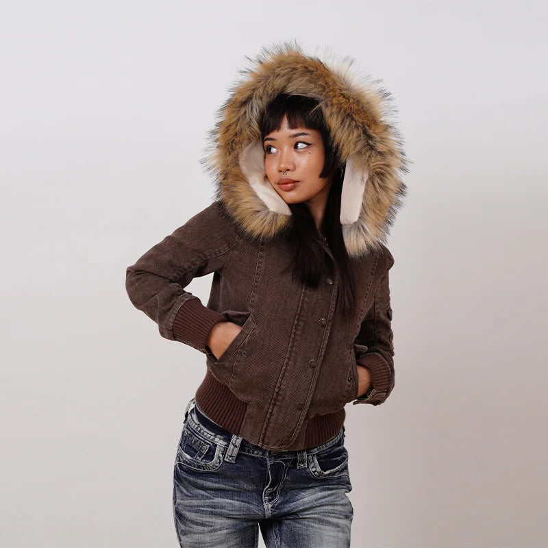 Damen Jacke mit Kapuze und Fellimitatbesatz, Kurz geschnitten