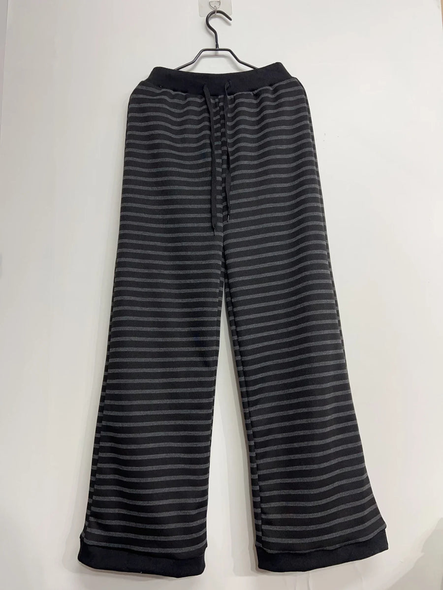 Zwart-grijs gestreepte loungewearbroek voor dames met wijde pijpen en gebreide tailleband