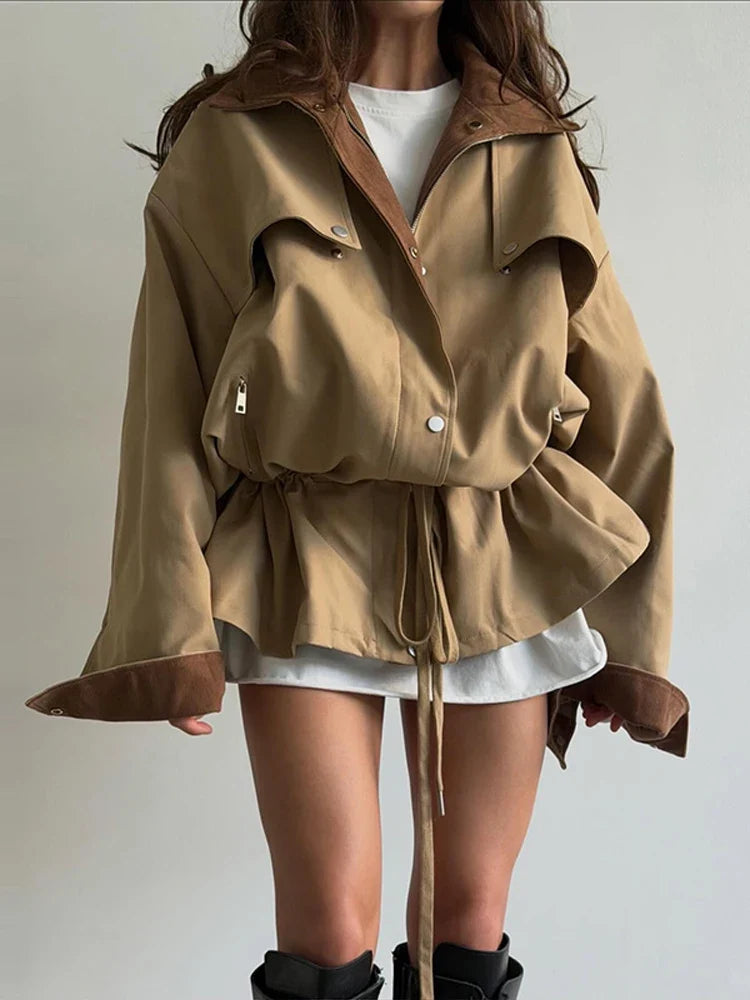 Damen Jacke mit Kordelzug in der Taille und Kontrastkragen - Freizeit Blouson