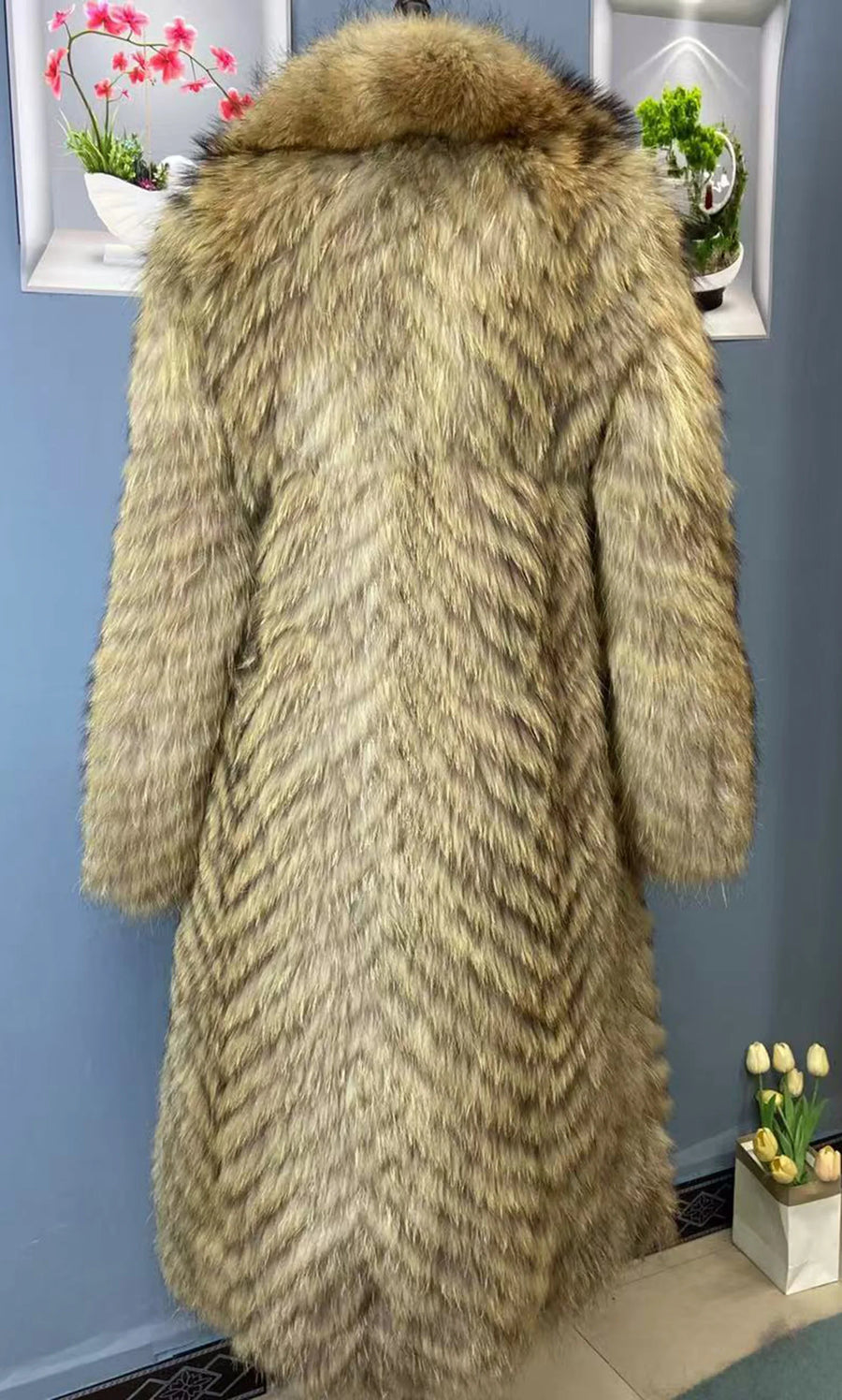 Damen Langer Mantel mit Pelz-Optik im Chevron-Muster