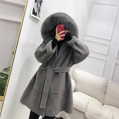 Damen Kurzmantel mit Kapuze und Pelzbesatz Hellbeige