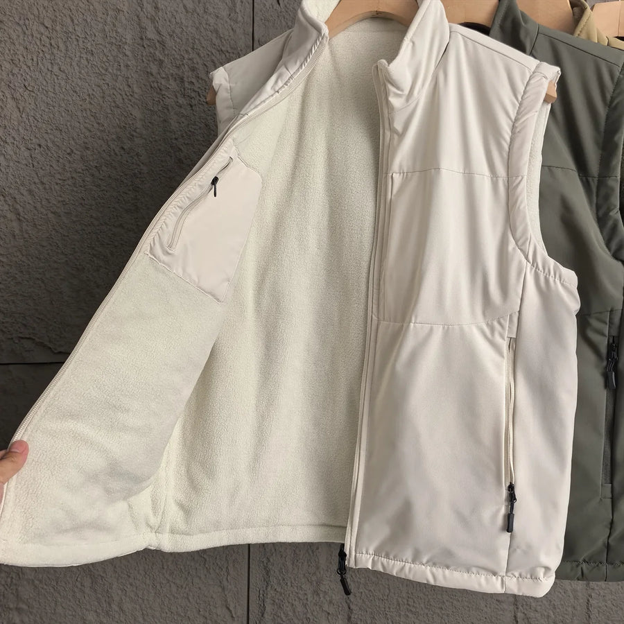 Herenoutdoorbodywarmer met opstaande kraag, ritssluiting en zonder mouwen