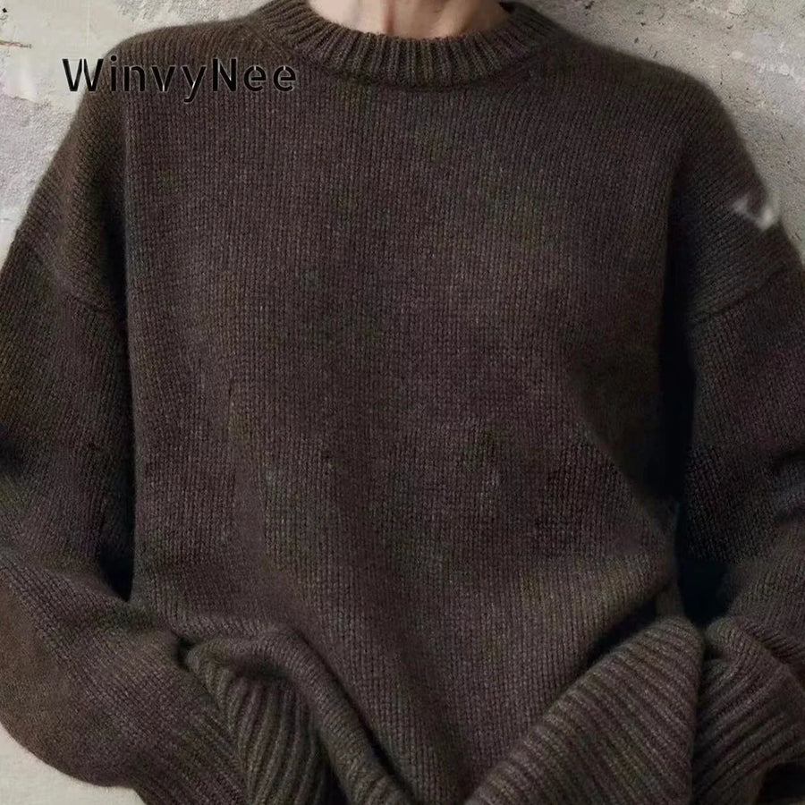 Unisex trui met ronde hals, zacht gebreid materiaal, oversized pasvorm
