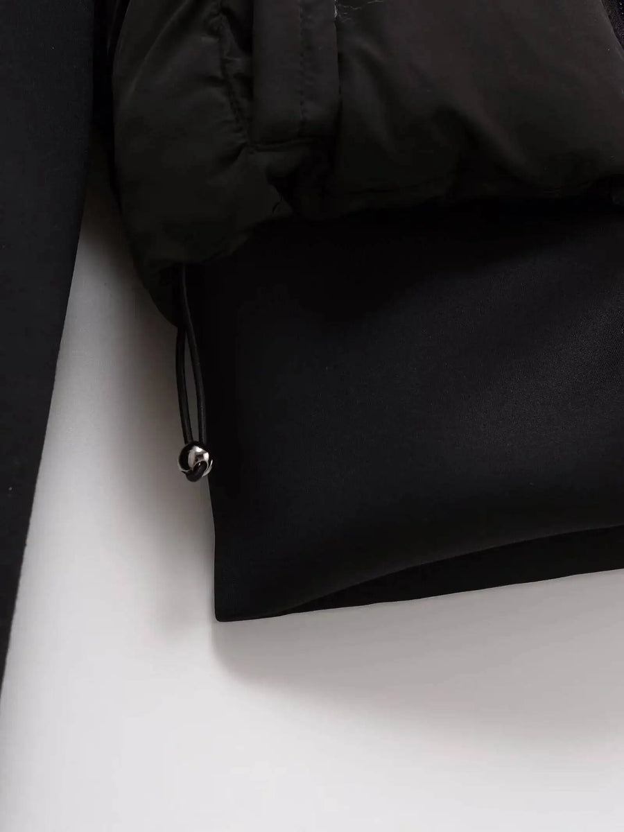 Kurze Damen Pufferjacke mit Kapuze – Gepolstert, Schwarz