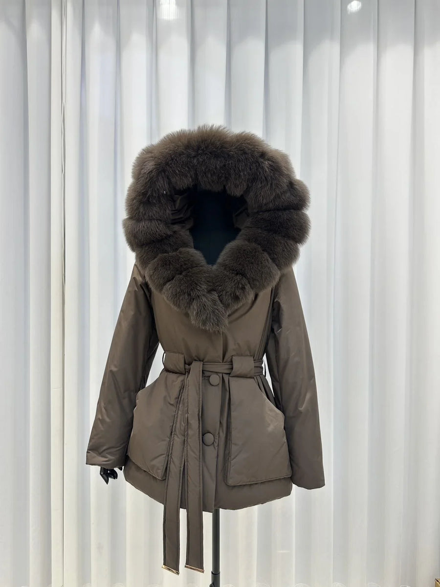 Damen Winterjacke kurz mit großer Pelzbesatz Kapuze und Gürtel