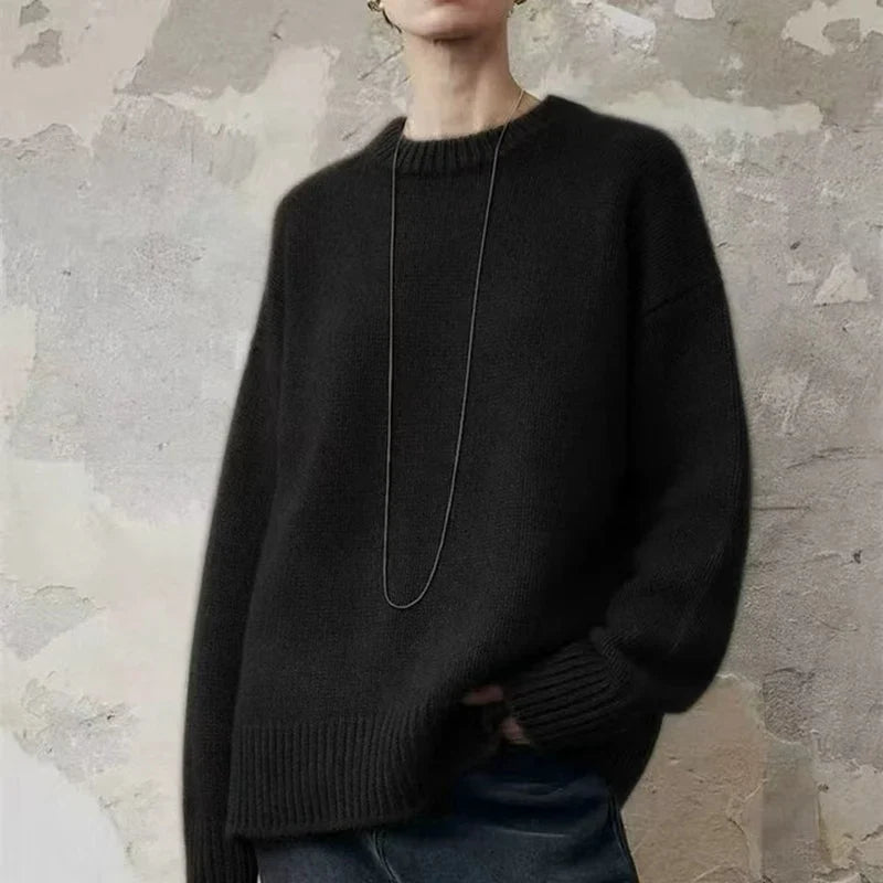Unisex trui met ronde hals, zacht gebreid materiaal, oversized pasvorm