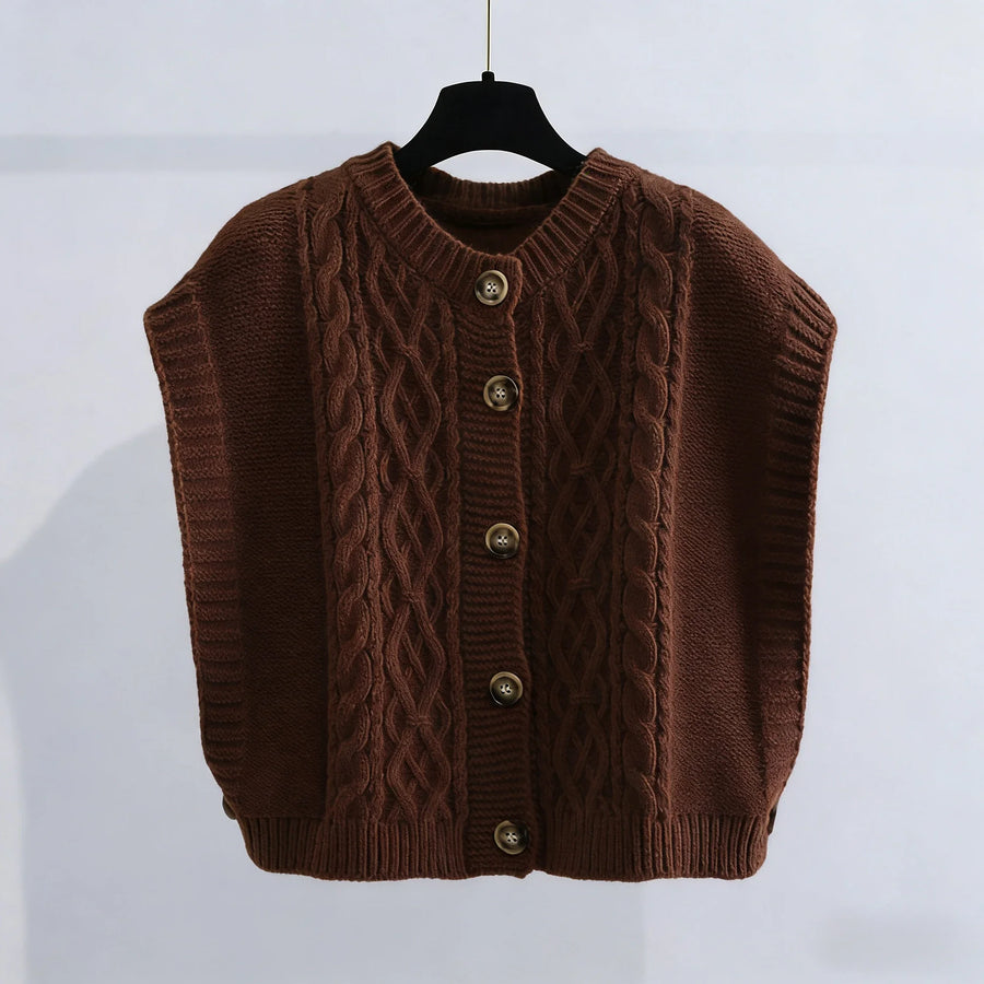 Gebreid damesvest met kabelpatroon, zonder mouwen, met knopen en ronde hals
