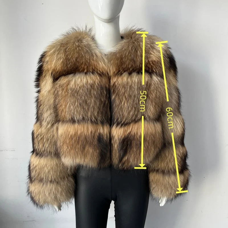 Kurze Damen Pelzjacke mit breitem Reverskragen in Braun- und Schwarztönen
