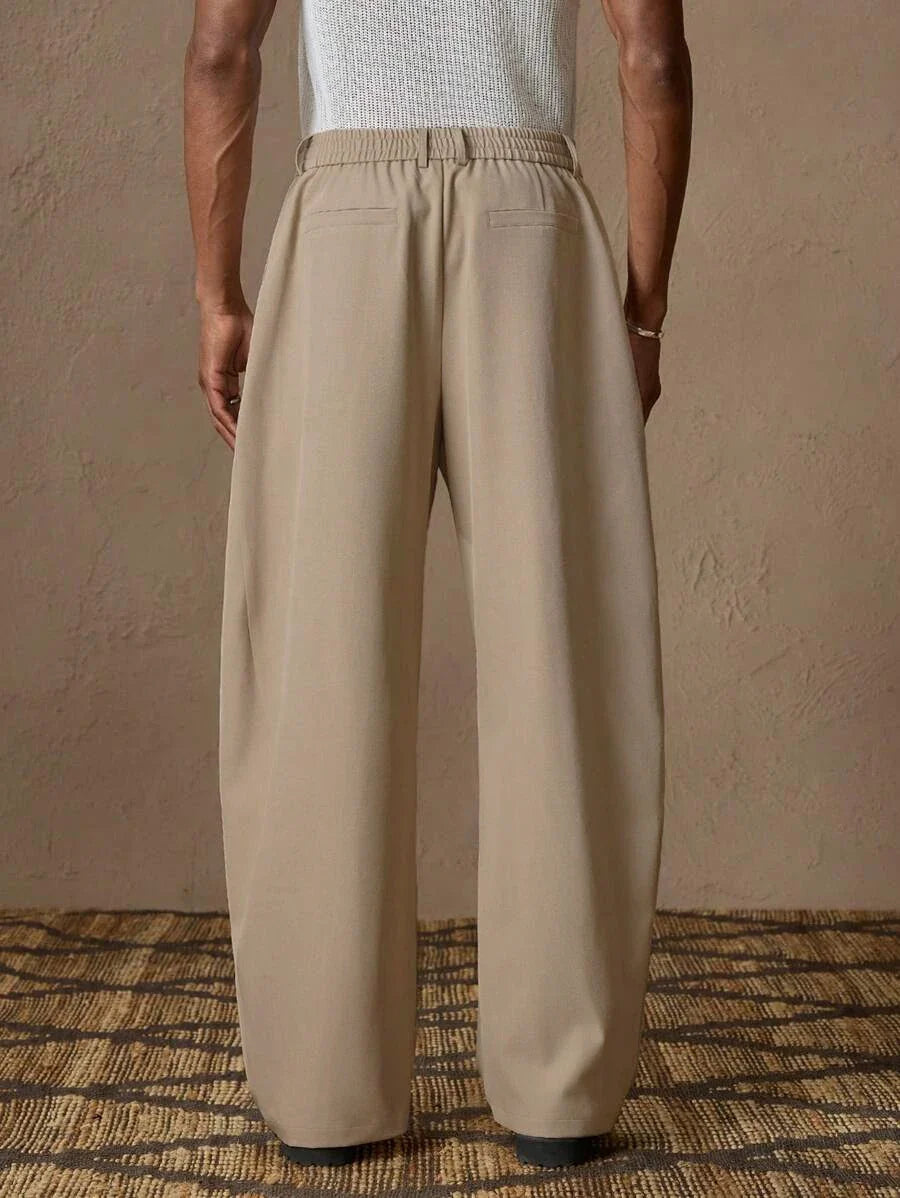 Herren Weite Hose mit Bundfalten und weitem Bein Beige